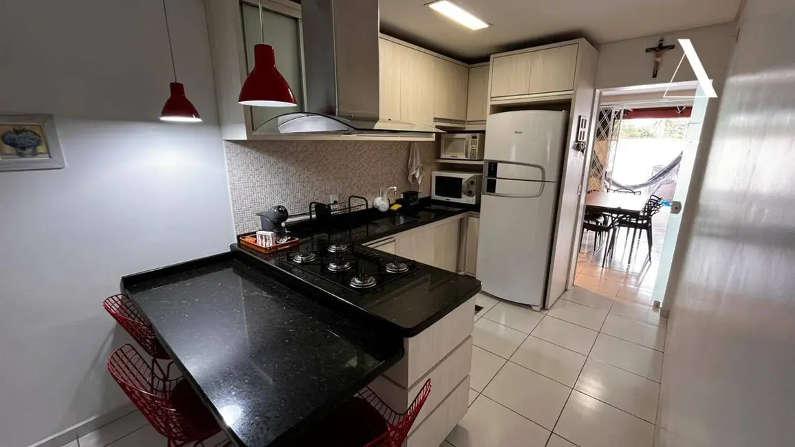 Foto 5 de Casa com 4 quartos à venda, 195m2 em Costa e Silva, Joinville - SC