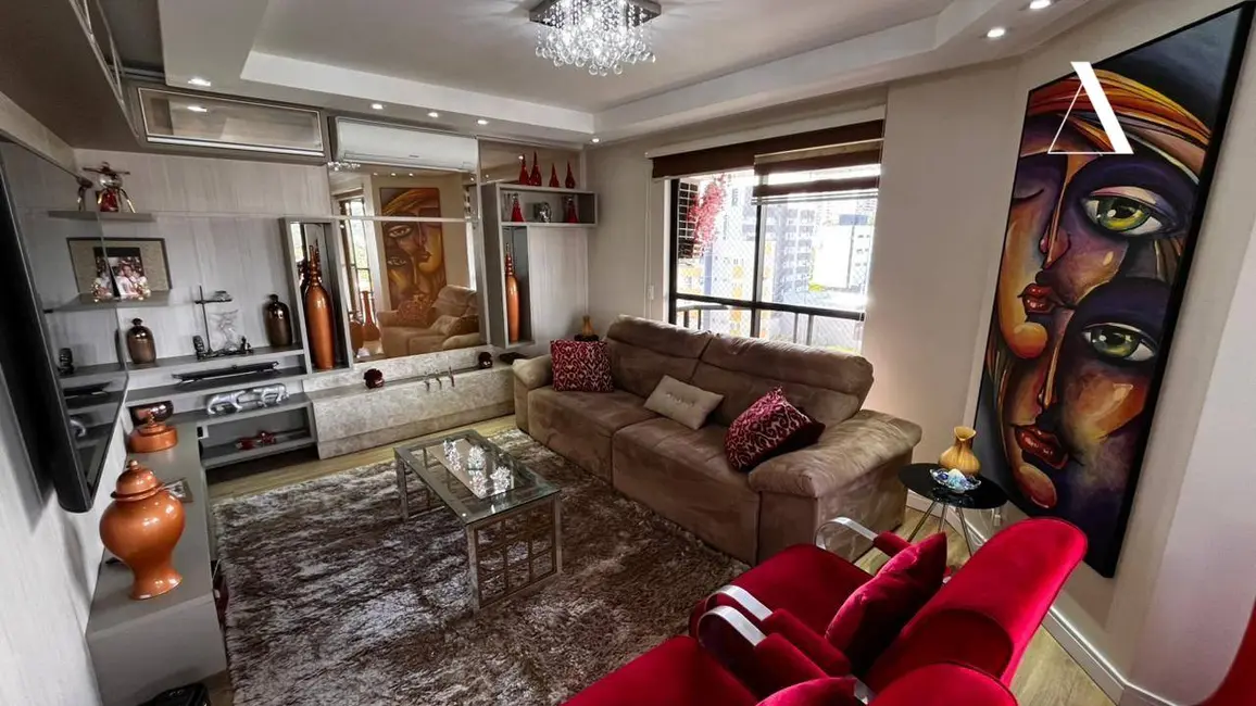 Foto 3 de Apartamento com 3 quartos à venda, 248m2 em Anita Garibaldi, Joinville - SC