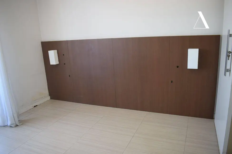 Foto 9 de Apartamento com 1 quarto à venda, 52m2 em Bucarein, Joinville - SC