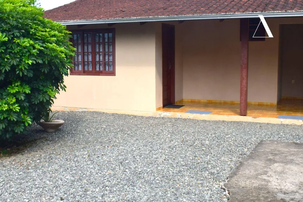 Foto 3 de Casa com 2 quartos à venda, 420m2 em Petrópolis, Joinville - SC