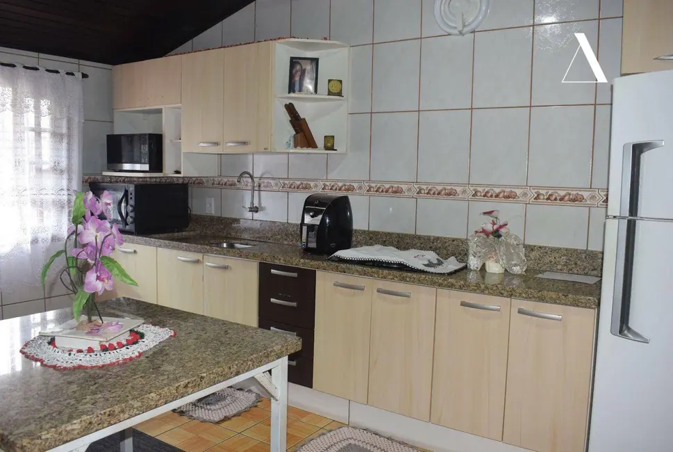 Foto 4 de Casa com 2 quartos à venda, 420m2 em Petrópolis, Joinville - SC