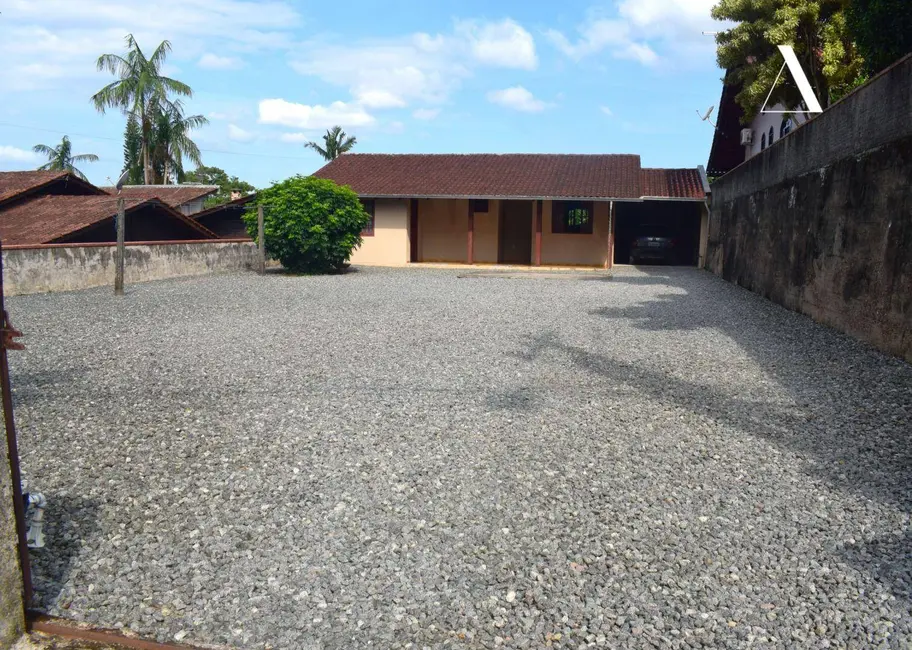 Foto 1 de Casa com 2 quartos à venda, 420m2 em Petrópolis, Joinville - SC