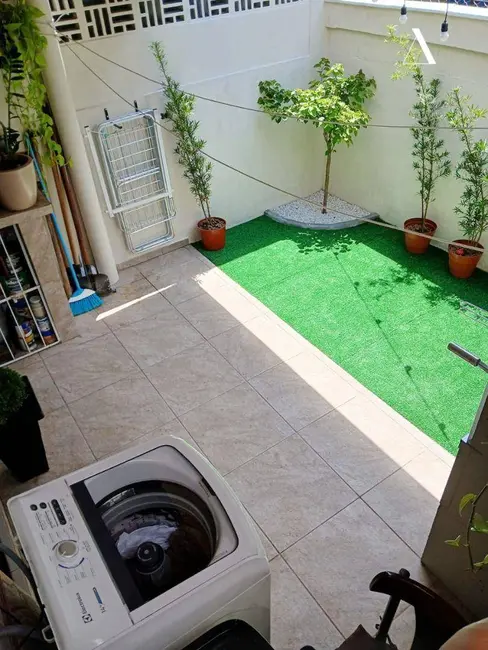 Foto 2 de Casa com 2 quartos à venda, 110m2 em Vila Nova, Joinville - SC