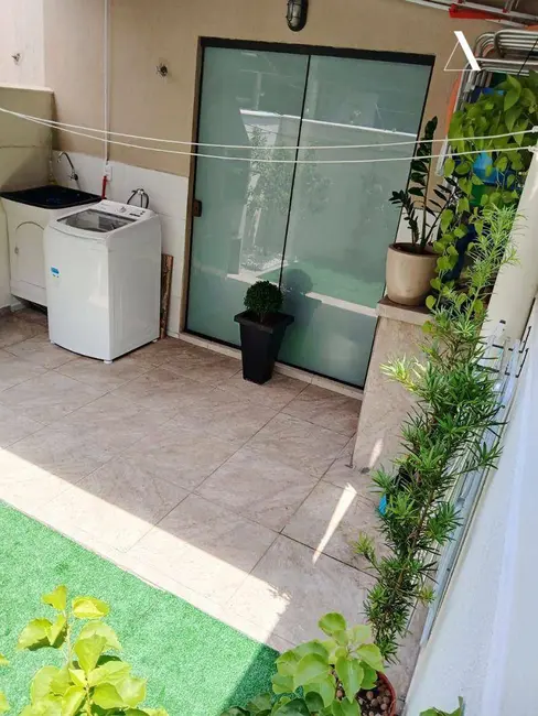 Foto 3 de Casa com 2 quartos à venda, 110m2 em Vila Nova, Joinville - SC