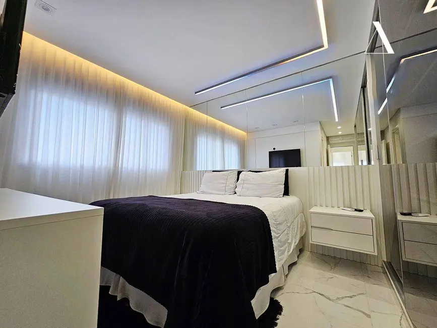 Apartamento com 3 quartos à venda, 135m2 em Anita Garibaldi, Joinville - SC - imagem 9 Foto 9 de Apartamento com 3 quartos à venda, 135m2 em Anita Garibaldi, Joinville - SC