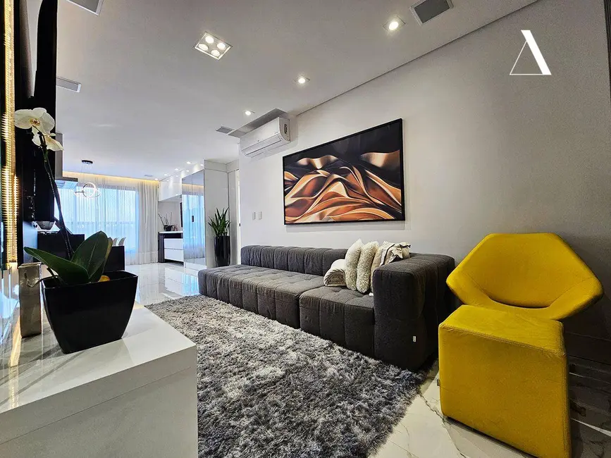 Apartamento com 3 quartos à venda, 135m2 em Anita Garibaldi, Joinville - SC - imagem 2 Foto 2 de Apartamento com 3 quartos à venda, 135m2 em Anita Garibaldi, Joinville - SC