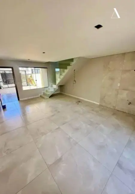 Casa de Condomínio com 3 quartos à venda, 104m2 em Saguaçu, Joinville - SC - imagem 3 Foto 3 de Casa de Condomínio com 3 quartos à venda, 104m2 em Saguaçu, Joinville - SC