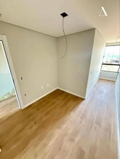 Casa de Condomínio com 3 quartos à venda, 104m2 em Saguaçu, Joinville - SC - imagem 7 Foto 7 de Casa de Condomínio com 3 quartos à venda, 104m2 em Saguaçu, Joinville - SC