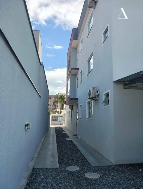 Apartamento com 3 quartos à venda, 65m2 em Iririú, Joinville - SC - imagem 2 Foto 2 de Apartamento com 3 quartos à venda, 65m2 em Iririú, Joinville - SC