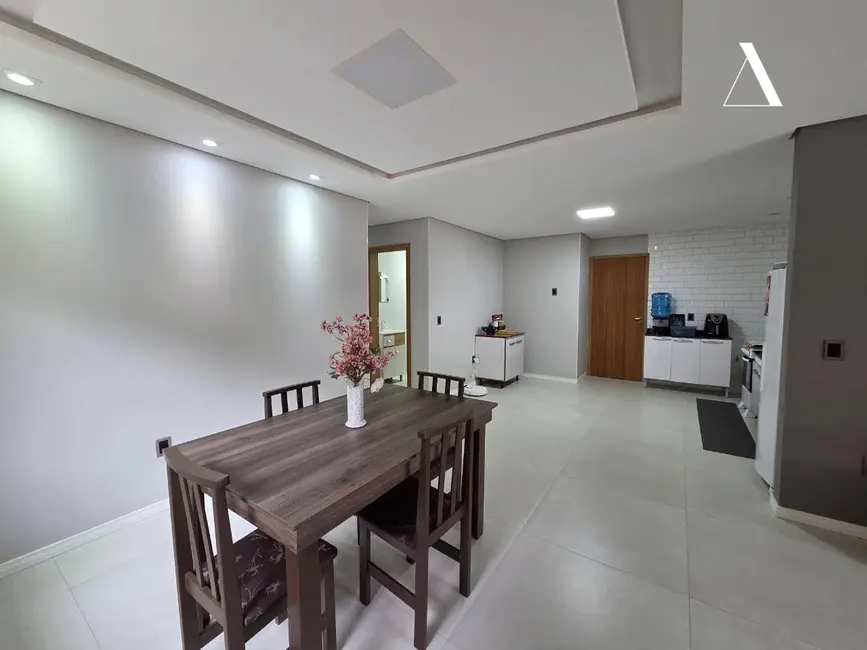 Casa com 3 quartos à venda, 260m2 em Aventureiro, Joinville - SC - imagem 8 Foto 8 de Casa com 3 quartos à venda, 260m2 em Aventureiro, Joinville - SC