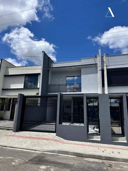 Foto 2 de Casa com 3 quartos à venda, 105m2 em Glória, Joinville - SC