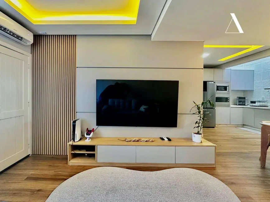 Casa com 3 quartos à venda, 82m2 em Boehmerwald, Joinville - SC - imagem 6 Foto 6 de Casa com 3 quartos à venda, 82m2 em Boehmerwald, Joinville - SC