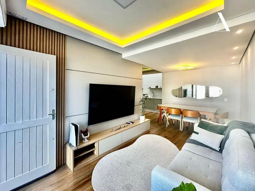 Casa com 3 quartos à venda, 82m2 em Boehmerwald, Joinville - SC - imagem 2 Foto 2 de Casa com 3 quartos à venda, 82m2 em Boehmerwald, Joinville - SC