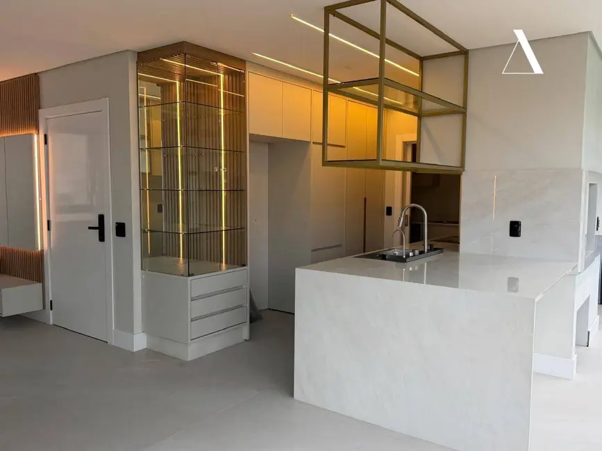 Foto 4 de Apartamento com 3 quartos à venda, 205m2 em América, Joinville - SC