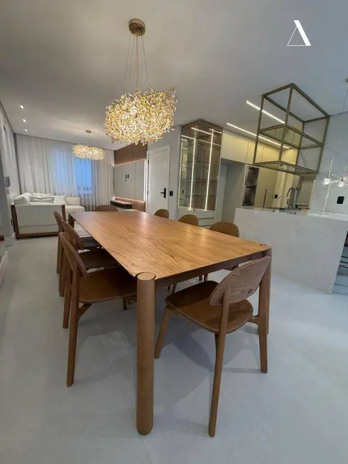 Foto 5 de Apartamento com 3 quartos à venda, 205m2 em América, Joinville - SC
