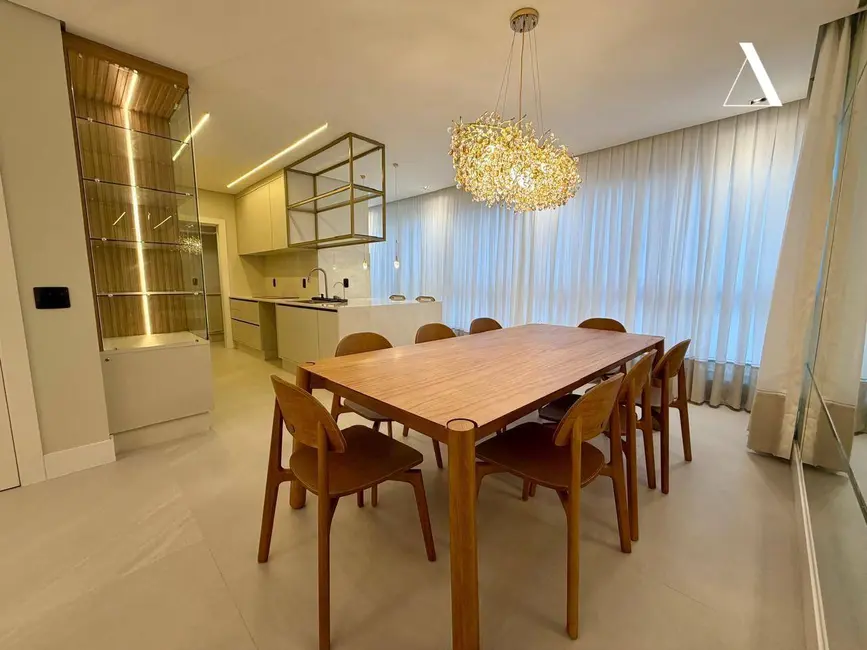 Foto 7 de Apartamento com 3 quartos à venda, 205m2 em América, Joinville - SC