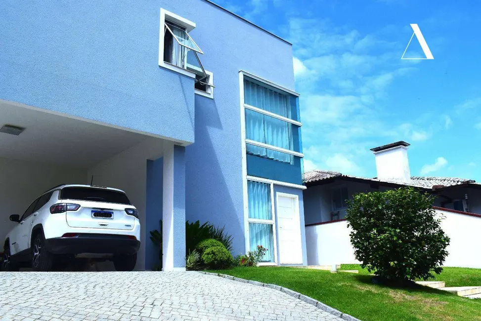 Foto 1 de Casa de Condomínio com 4 quartos à venda, 495m2 em América, Joinville - SC