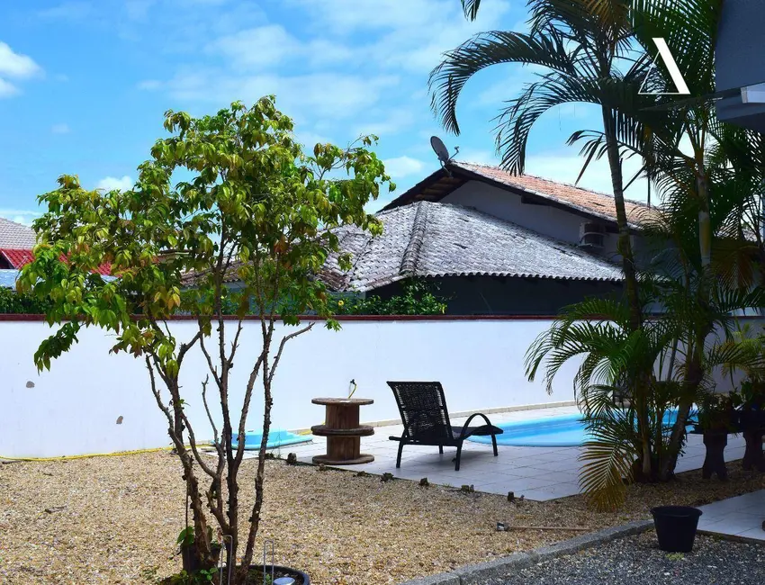 Foto 4 de Casa de Condomínio com 4 quartos à venda, 495m2 em América, Joinville - SC