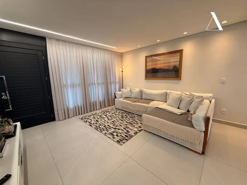 Foto 8 de Casa com 3 quartos à venda, 120m2 em América, Joinville - SC