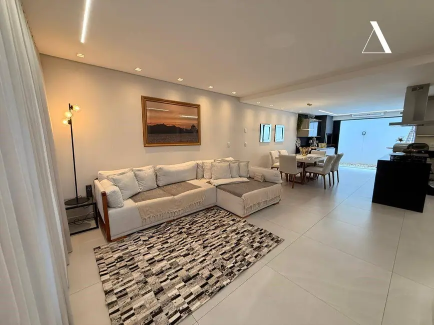 Foto 7 de Casa com 3 quartos à venda, 120m2 em América, Joinville - SC