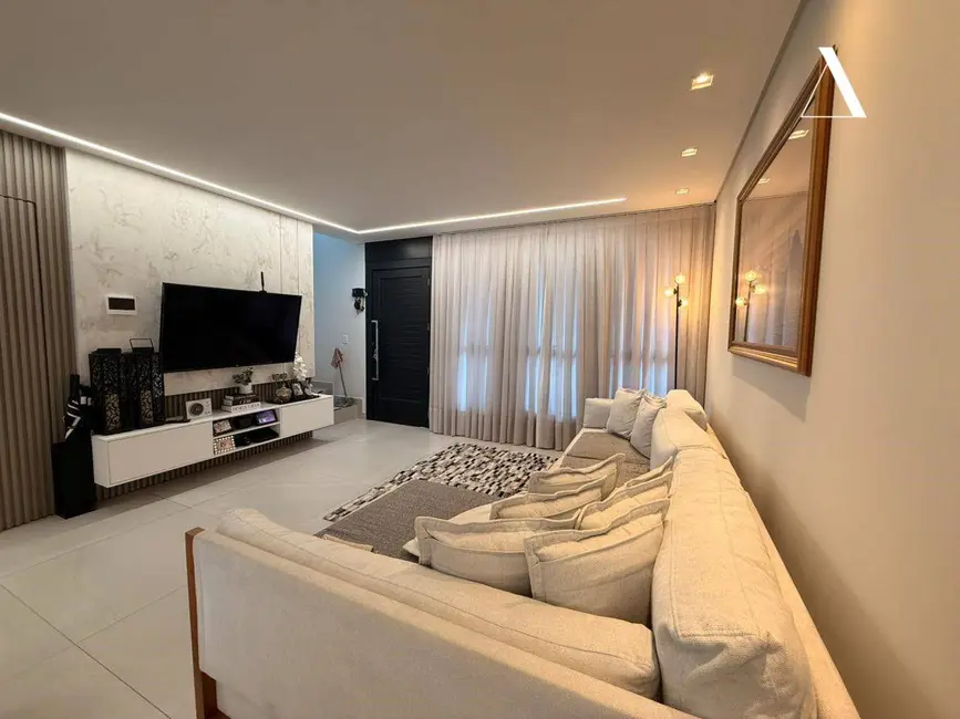 Foto 5 de Casa com 3 quartos à venda, 120m2 em América, Joinville - SC