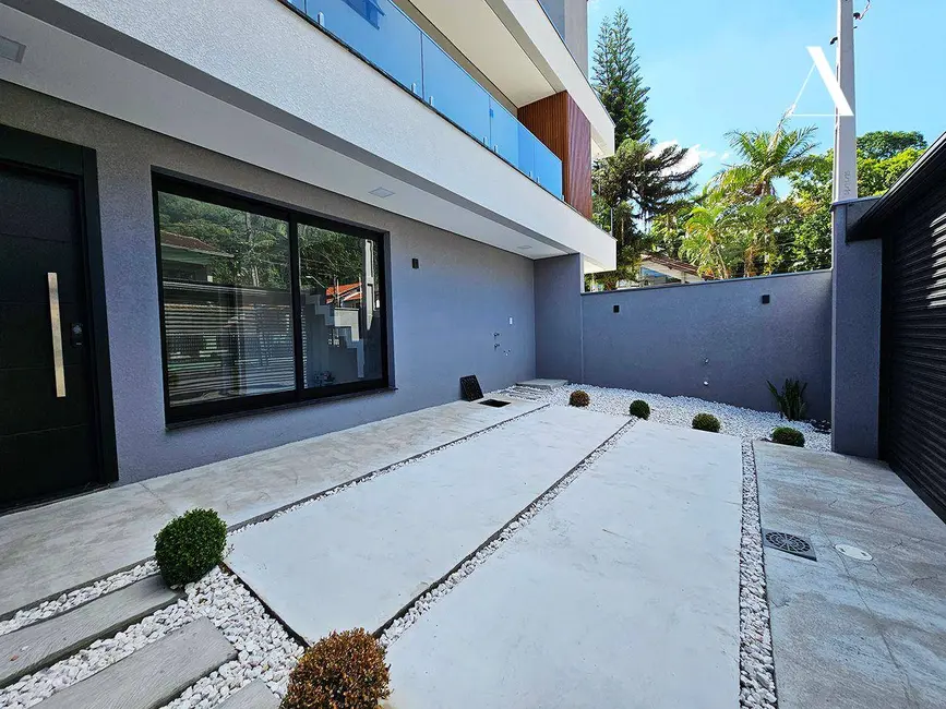 Foto 2 de Casa com 3 quartos à venda, 88m2 em América, Joinville - SC