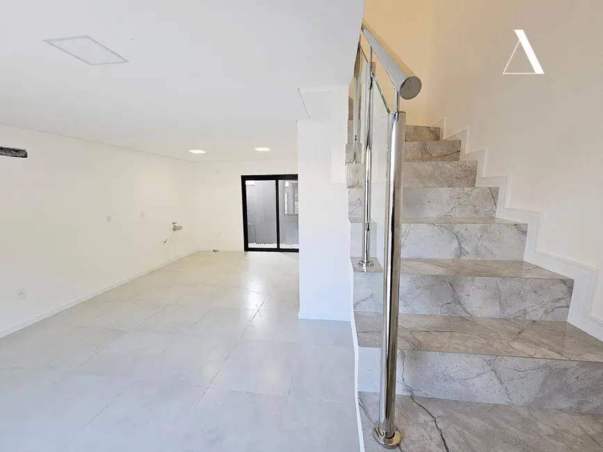 Foto 6 de Casa com 3 quartos à venda, 88m2 em América, Joinville - SC