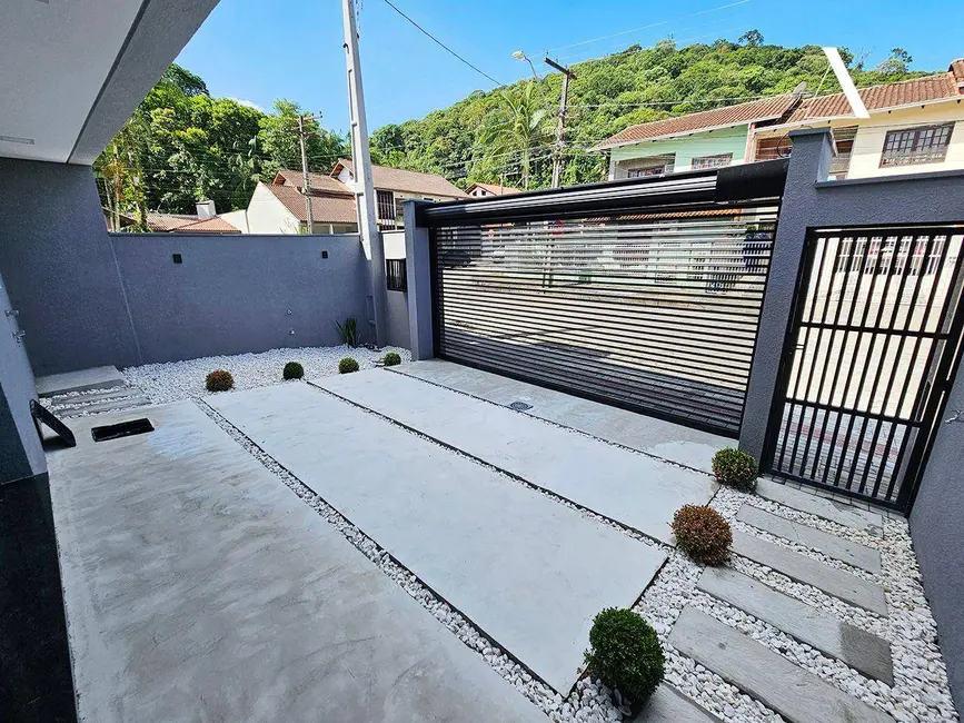 Foto 3 de Casa com 3 quartos à venda, 88m2 em América, Joinville - SC