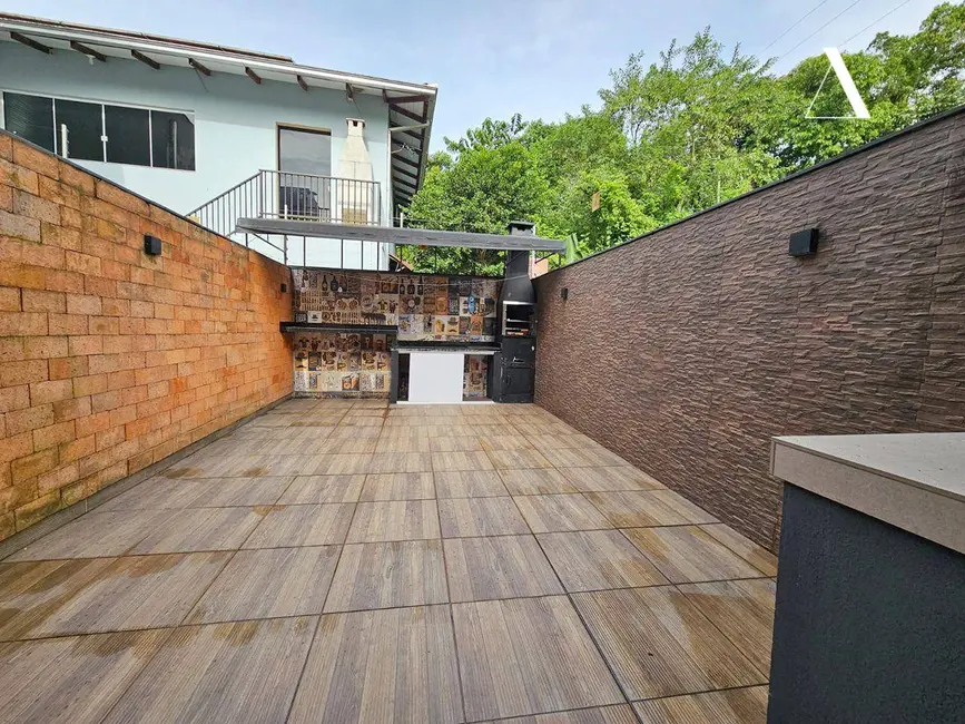 Casa com 2 quartos à venda, 77m2 em Aventureiro, Joinville - SC - imagem 4 Foto 4 de Casa com 2 quartos à venda, 77m2 em Aventureiro, Joinville - SC