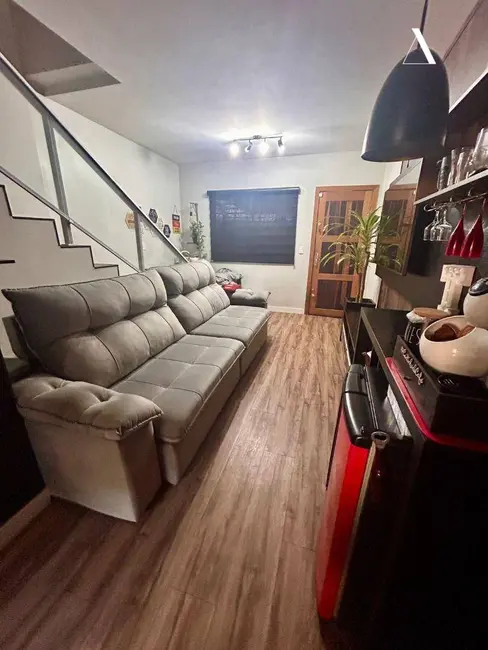 Foto 4 de Casa com 2 quartos à venda, 77m2 em Aventureiro, Joinville - SC