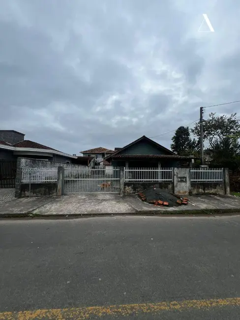 Foto 4 de Casa com 4 quartos à venda, 288m2 em Jardim Iririú, Joinville - SC