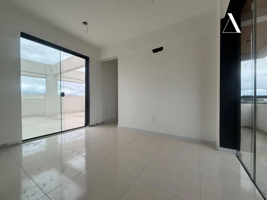 Foto 5 de Cobertura com 2 quartos à venda, 94m2 em Fátima, Joinville - SC