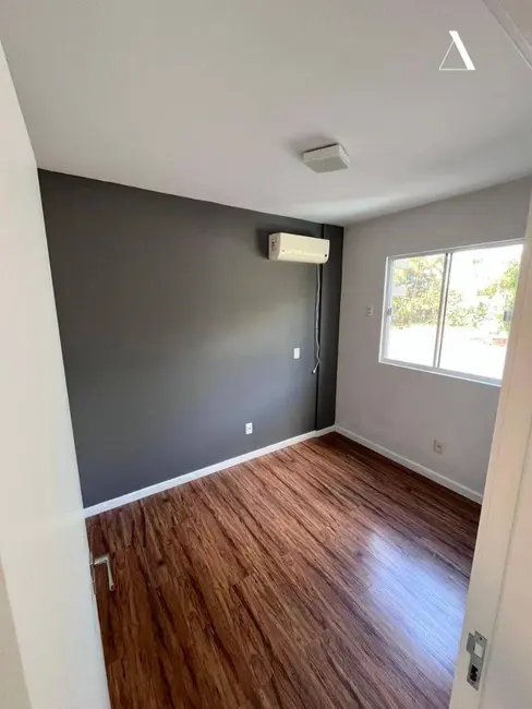 Foto 6 de Apartamento com 3 quartos à venda, 99m2 em Santo Antônio, Joinville - SC