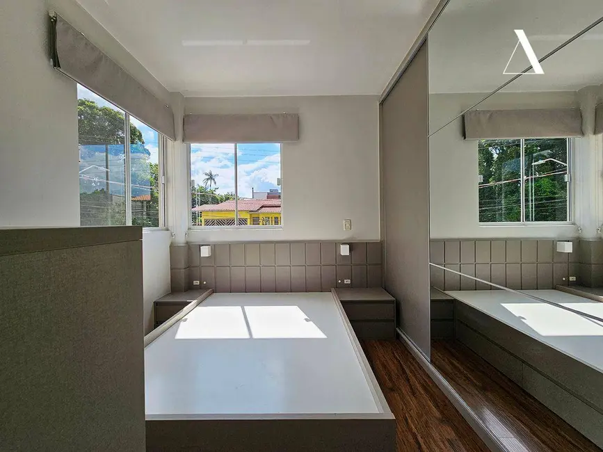 Foto 9 de Apartamento com 3 quartos à venda, 99m2 em Santo Antônio, Joinville - SC