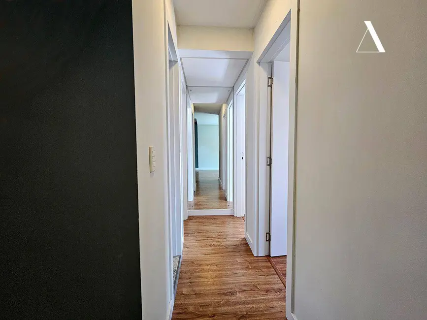 Foto 8 de Apartamento com 3 quartos à venda, 99m2 em Santo Antônio, Joinville - SC