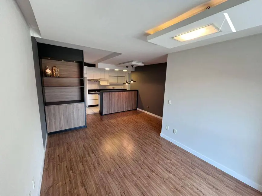 Foto 1 de Apartamento com 3 quartos à venda, 99m2 em Santo Antônio, Joinville - SC