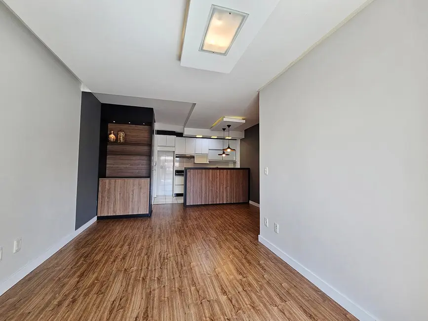 Apartamento com 3 quartos à venda, 99m2 em Santo Antônio, Joinville - SC - imagem 7 Foto 7 de Apartamento com 3 quartos à venda, 99m2 em Santo Antônio, Joinville - SC