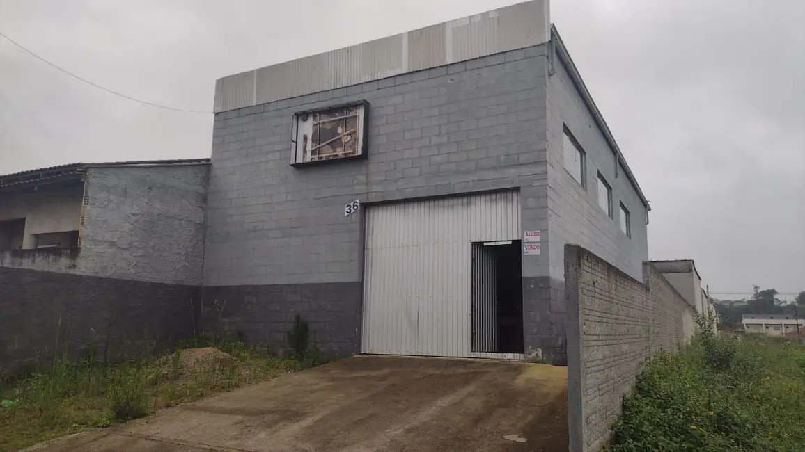 Foto 2 de Armazém / Galpão à venda, 240m2 em Araquari - SC