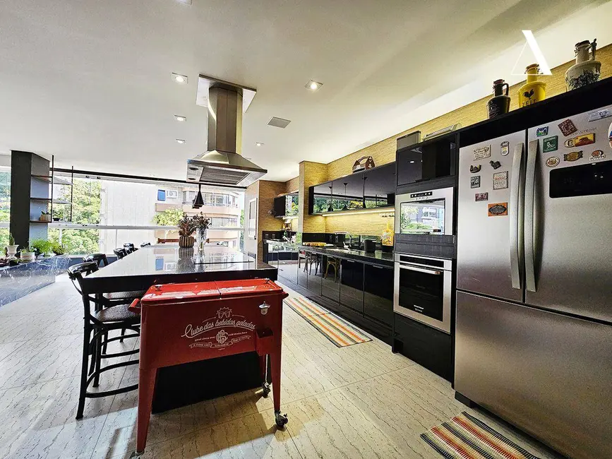 Foto 2 de Apartamento com 5 quartos à venda, 545m2 em Atiradores, Joinville - SC