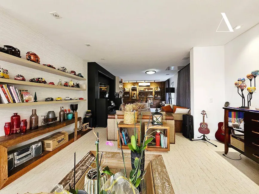 Foto 5 de Apartamento com 5 quartos à venda, 545m2 em Atiradores, Joinville - SC
