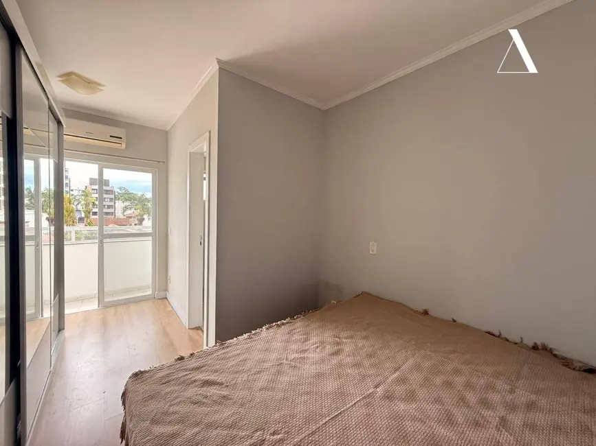 Foto 6 de Apartamento com 2 quartos à venda, 86m2 em Bom Retiro, Joinville - SC
