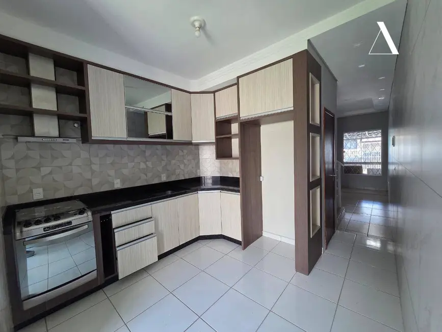 Foto 1 de Casa com 2 quartos à venda, 99m2 em Jarivatuba, Joinville - SC
