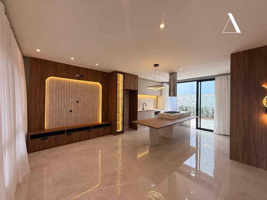 Foto 1 de Casa de Condomínio com 3 quartos à venda, 160m2 em Glória, Joinville - SC