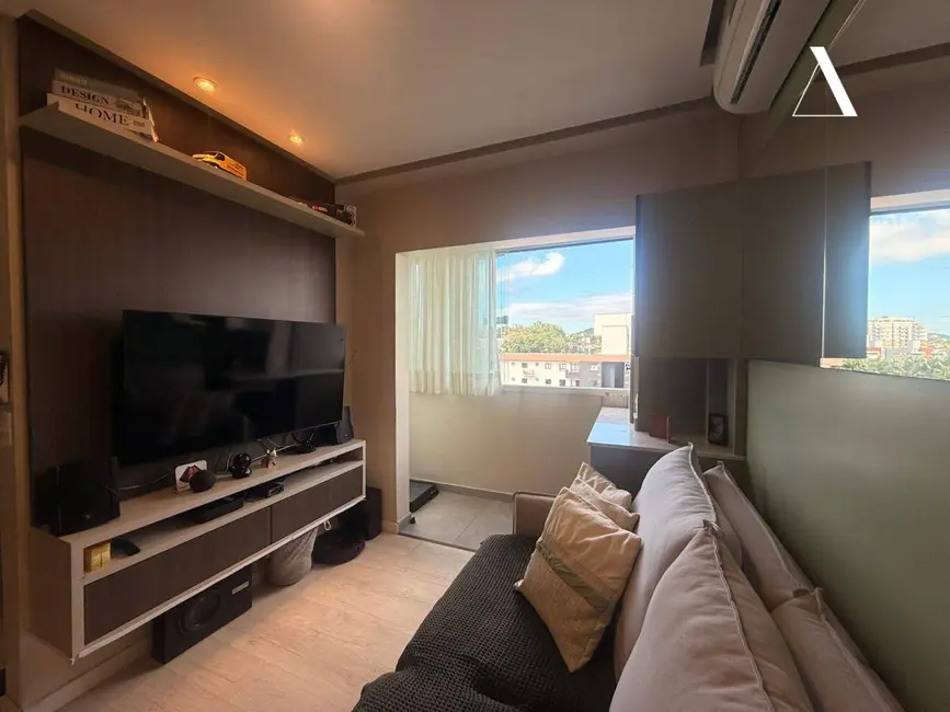 Foto 2 de Apartamento com 2 quartos à venda, 84m2 em Costa e Silva, Joinville - SC