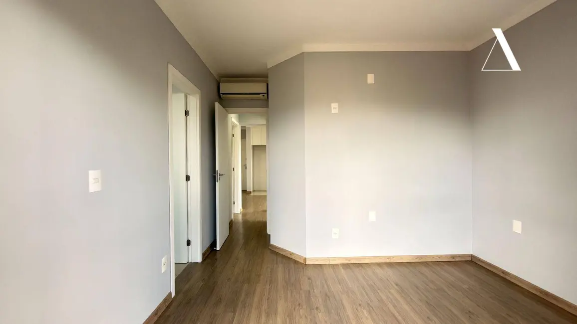 Foto 7 de Apartamento com 2 quartos à venda, 74m2 em Petrópolis, Joinville - SC