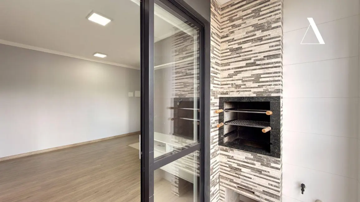 Foto 9 de Apartamento com 2 quartos à venda, 74m2 em Petrópolis, Joinville - SC