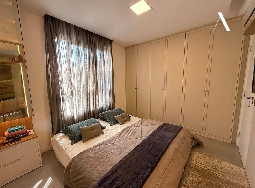 Foto 8 de Apartamento com 2 quartos à venda, 81m2 em Costa e Silva, Joinville - SC