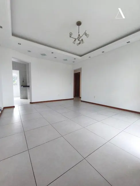 Foto 2 de Apartamento com 3 quartos à venda, 84m2 em Santo Antônio, Joinville - SC