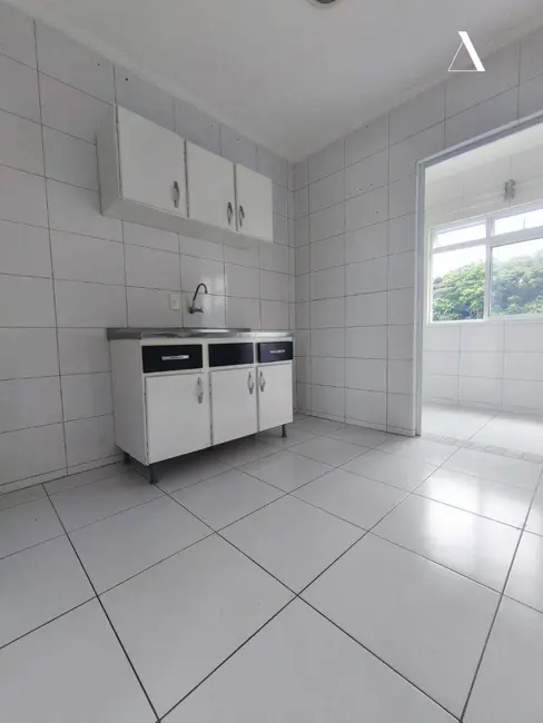Foto 7 de Apartamento com 3 quartos à venda, 84m2 em Santo Antônio, Joinville - SC