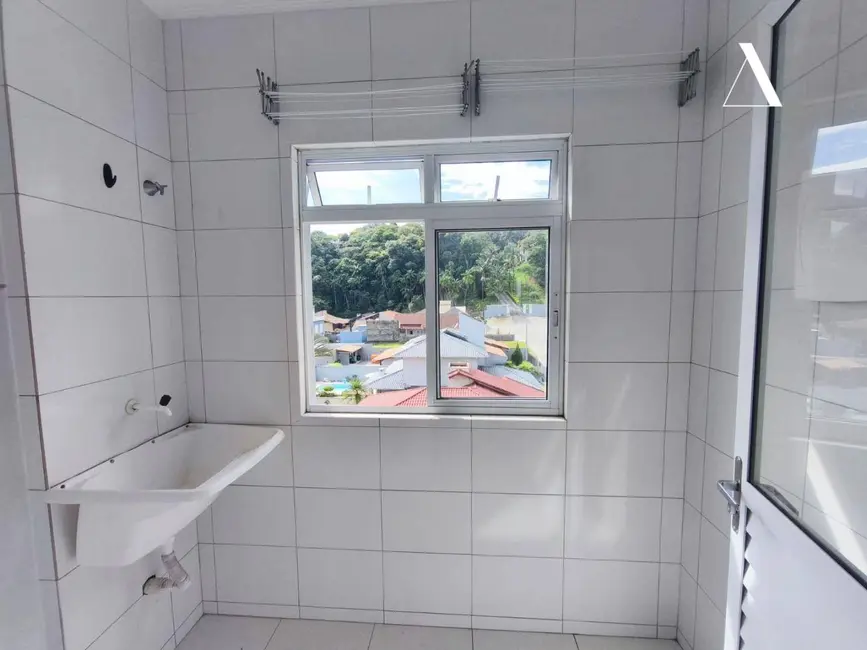 Foto 9 de Apartamento com 3 quartos à venda, 84m2 em Santo Antônio, Joinville - SC
